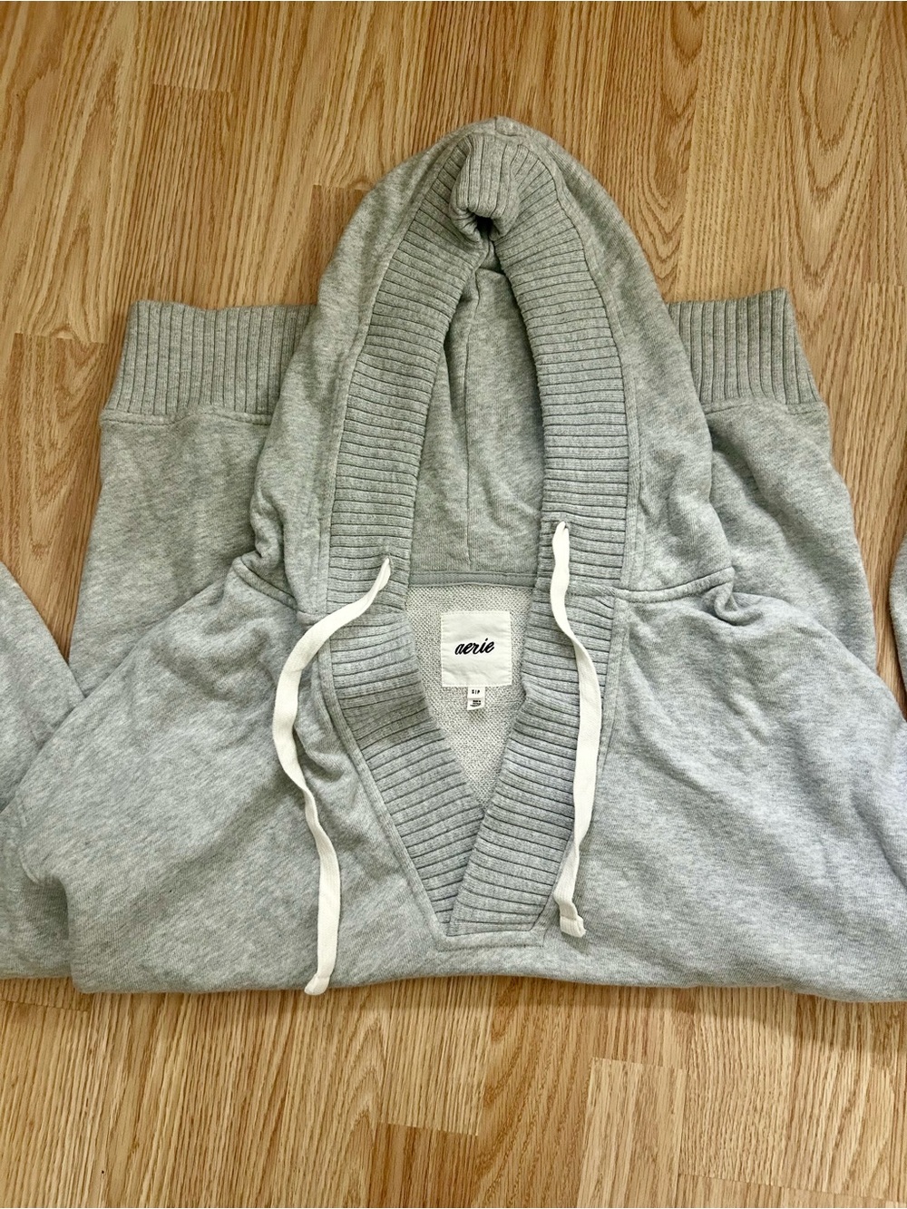 aerie oversized Light Gray V-Neck Hooded Sweater